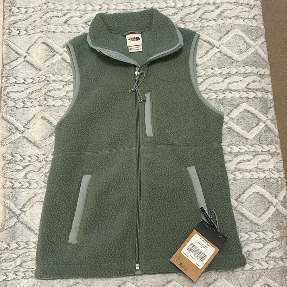 North Face Cragmont Vest NWT